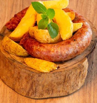 Batata Rústica Tradicional Bem Brasil com linguiça caseira 