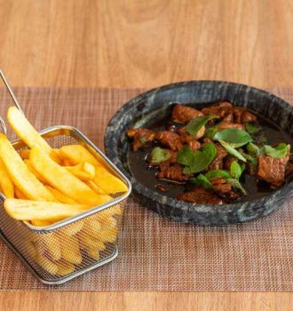 Batata Steakhouse Bem Brasil com  boi cheiroso