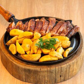 Batata Rstica com Ervas Finas Bem Brasil com fraldinha assada