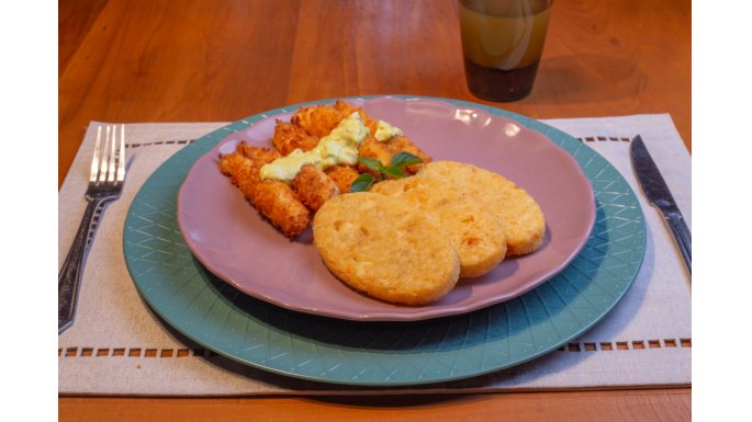 Bem Brasil Oval Cut Hash Brown  with Tilapia Fillet