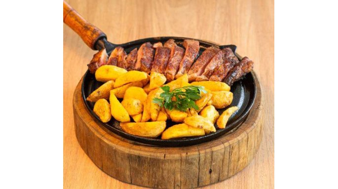 Batata Rstica com Ervas Finas Bem Brasil com fraldinha assada